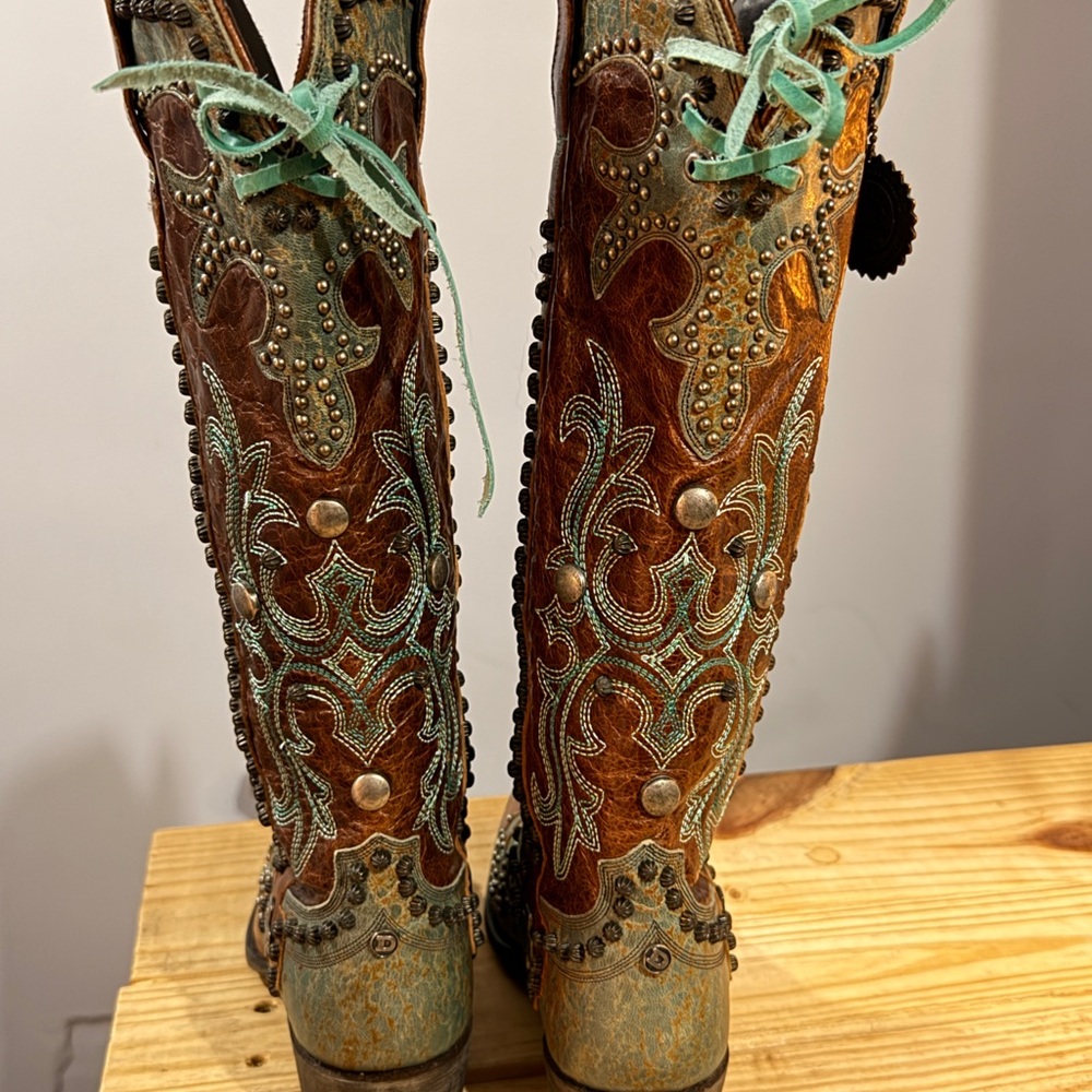 Double D Ranch Brown and Turquoise Embroidered Western Heeled Boots - Picture 2 of 8